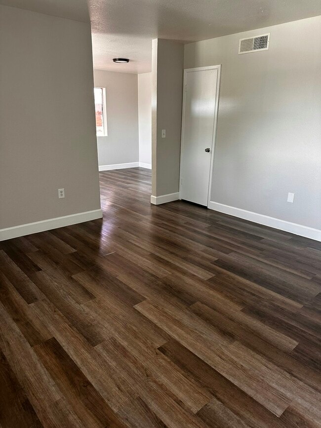 Photo - 3136 E Cicero St Unit 101