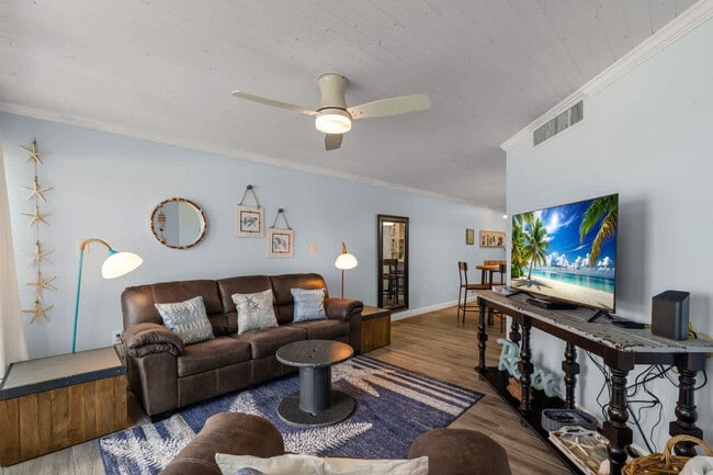 401 11th Ave S Unit SI FL4-ID1578583P
