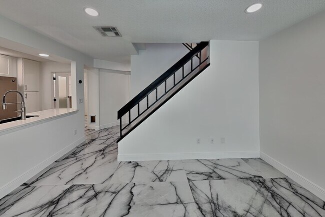 Photo - 8212 Citrus Chase Dr