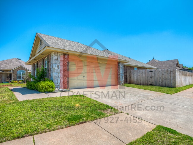 Photo - 2117 SE 9th St