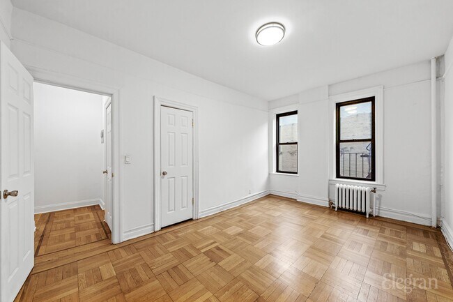 Photo - 239 Ocean Ave Unidad APT 4G