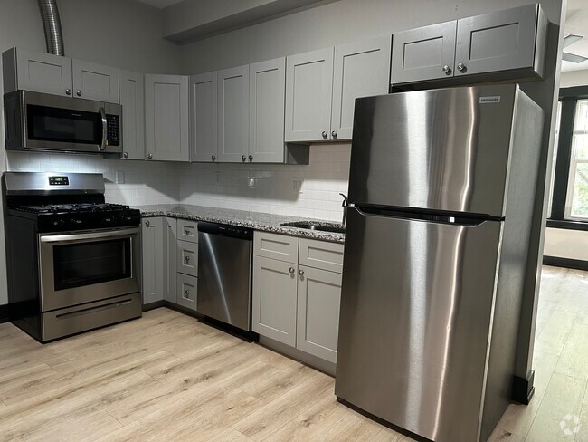 Building Photo - 3850 W Hirsch St Unit 1 Rental