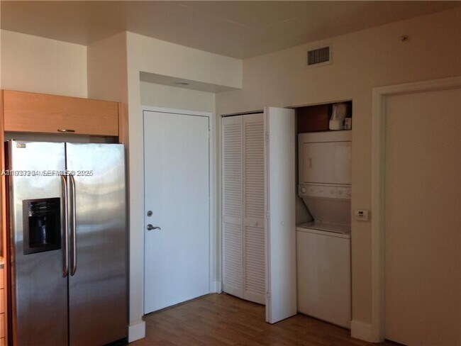 Photo - 3180 Coral Wy Unit 304