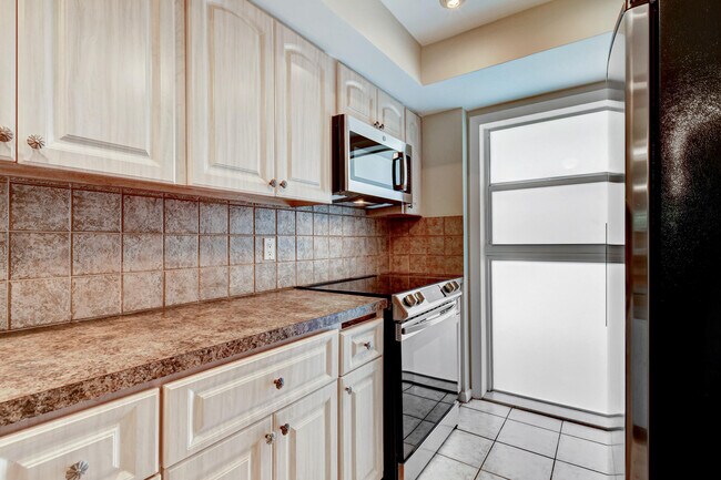 Photo - 1200 SW 12th Ct Unit 308