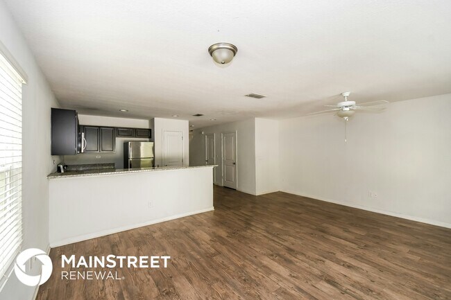 Photo - 554 Eiseman Wy