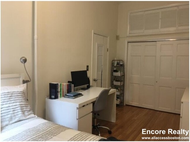 Photo - 15 Aberdeen St