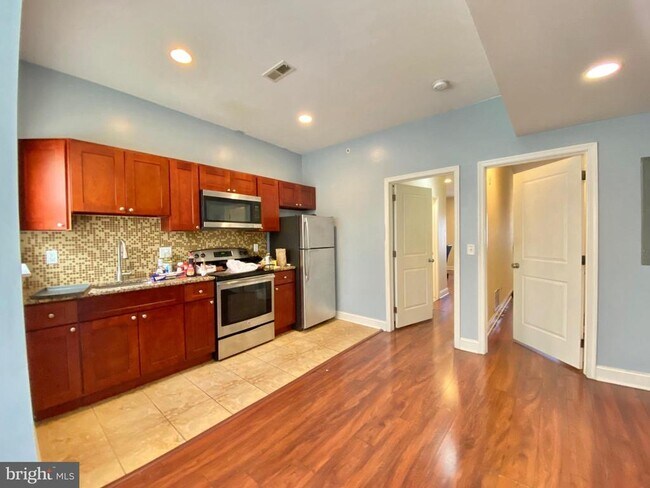 Photo - 1419 N 17th St Unit C