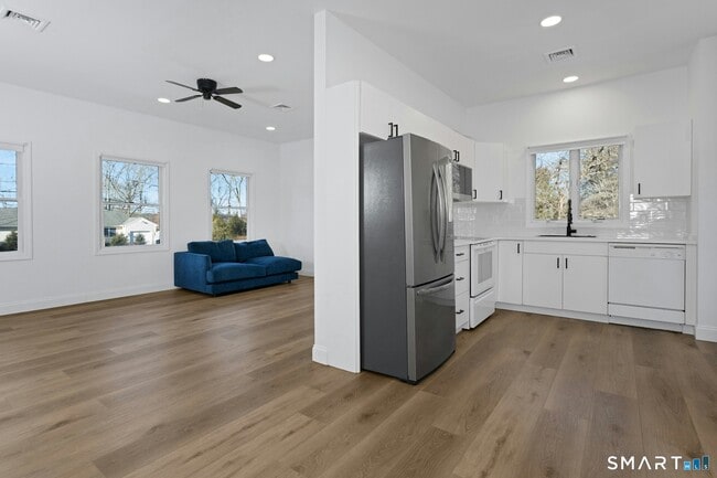 Photo - 70 Archer Ln