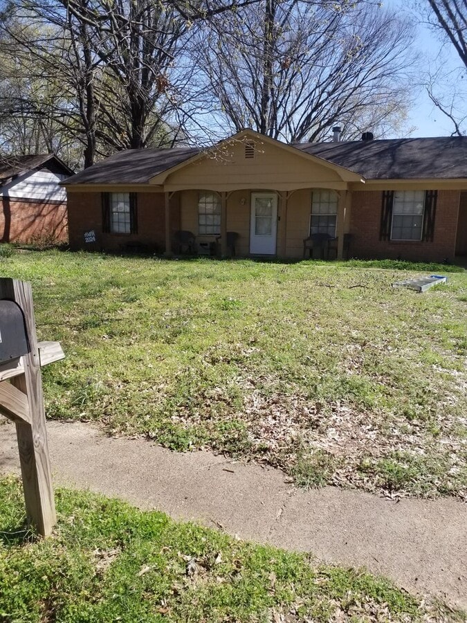 Photo - 5782 Patricia Dr