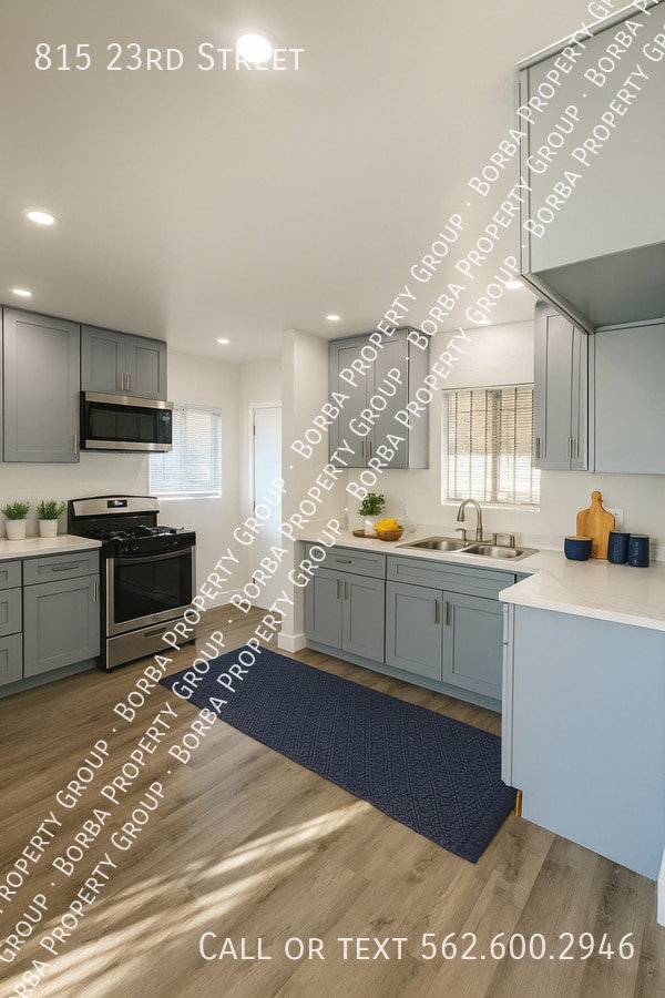 Building Photo - 815 23rd St