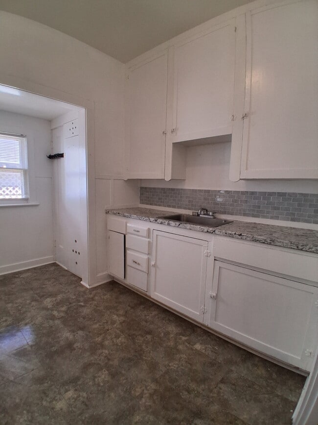 707 Baylor St Unit A