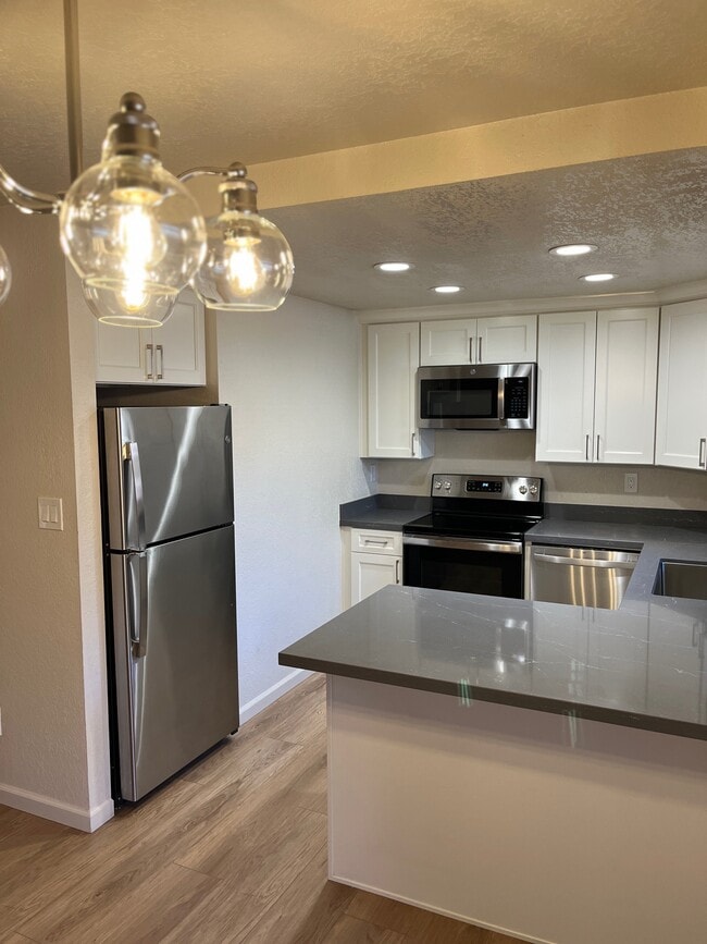 Photo - 2020 Floyd Ave Unit A