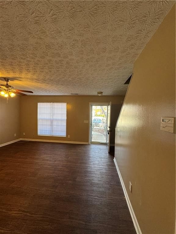 Photo - 5869 Strathmoor Manor Cir