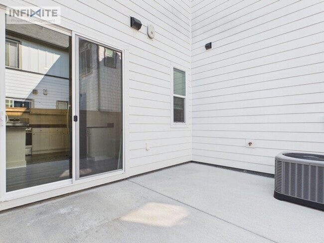 Photo - 4814 Briarwood Ln