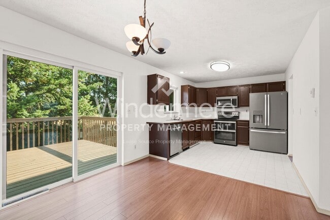 Photo - 4-Bedroom 2 Full Bath Home In The Valley -...