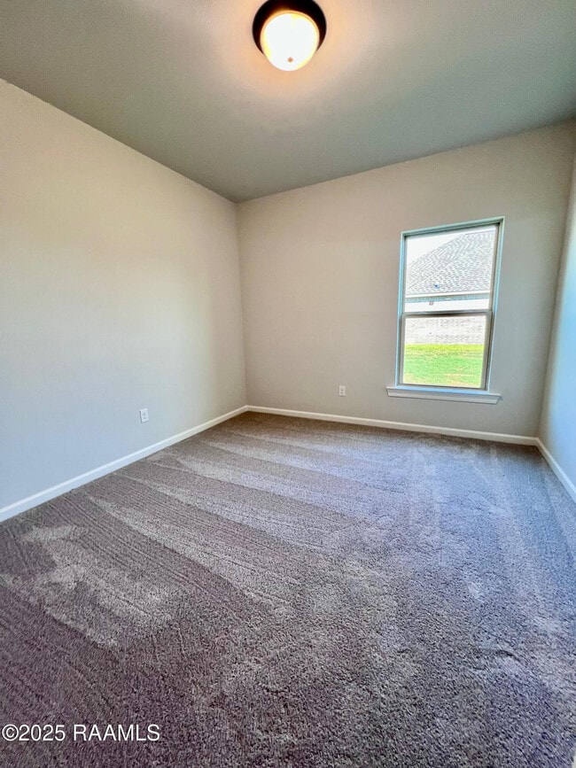 Photo - 131 Brattle Ct
