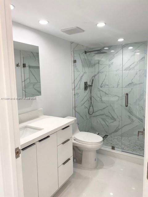 Photo - 3530 Mystic Pointe Dr Unidad 2503