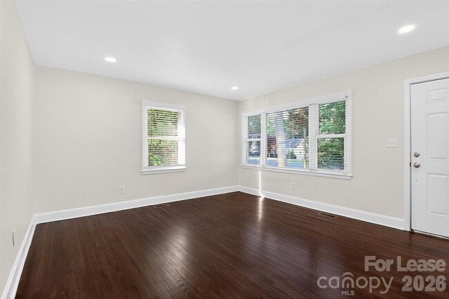 Photo - 3441 Commonwealth Ave