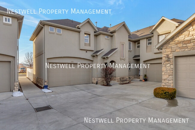 Photo - 10782 Wyngate Park Dr Townhome