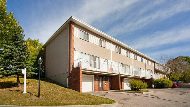 Photo - Cambrian Court