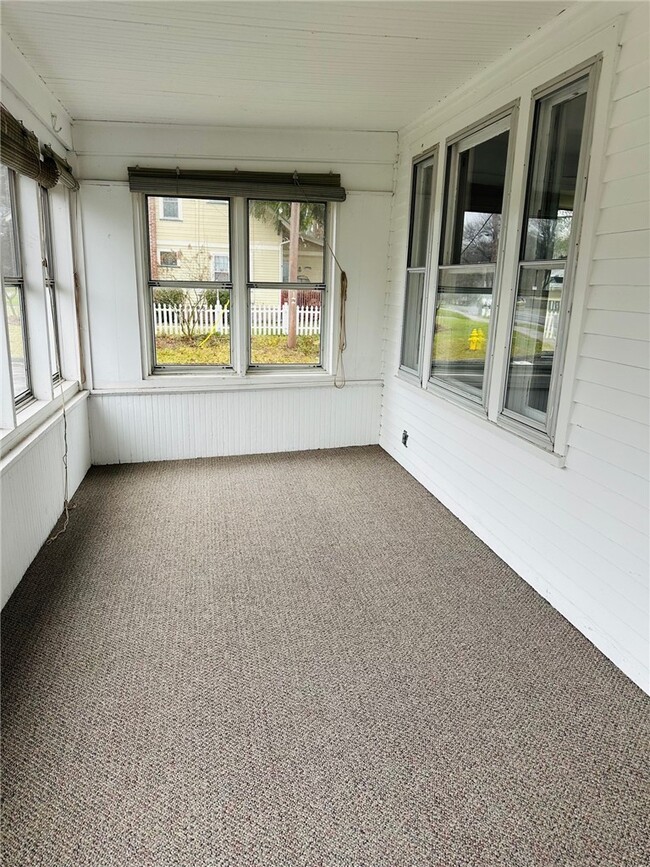 Photo - 511 S Lincoln Rd