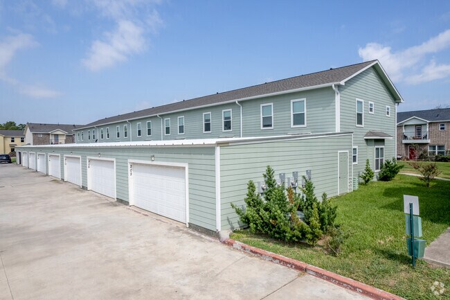 Photo - Shaver Landing