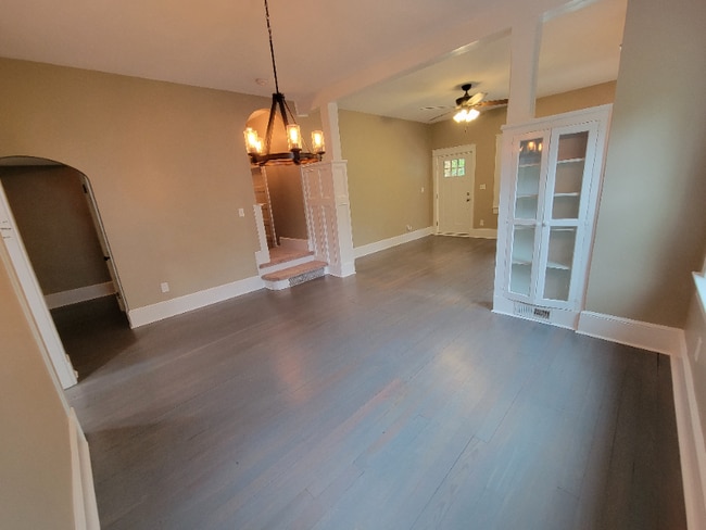 Photo - 1108 College Ave