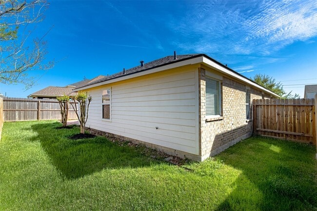 Photo - 24807 Lazy Tee Ln