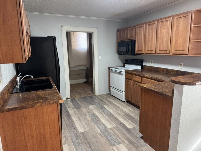 Photo - 207 1/2 College Ave - 207 Unit A