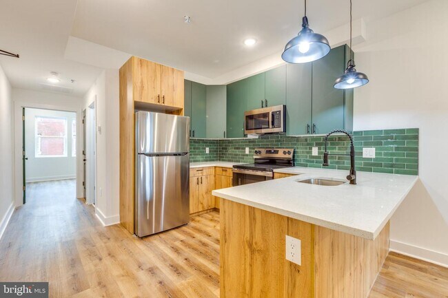 Building Photo - 2346 N 6th St Rental