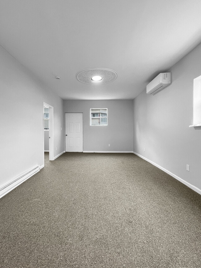 Sala de estar - 186 Rodman St Unidad 1