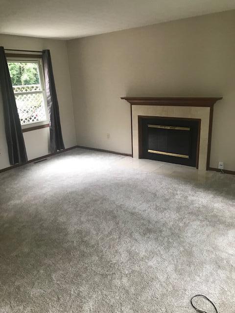 Photo - 339 Clover Ln