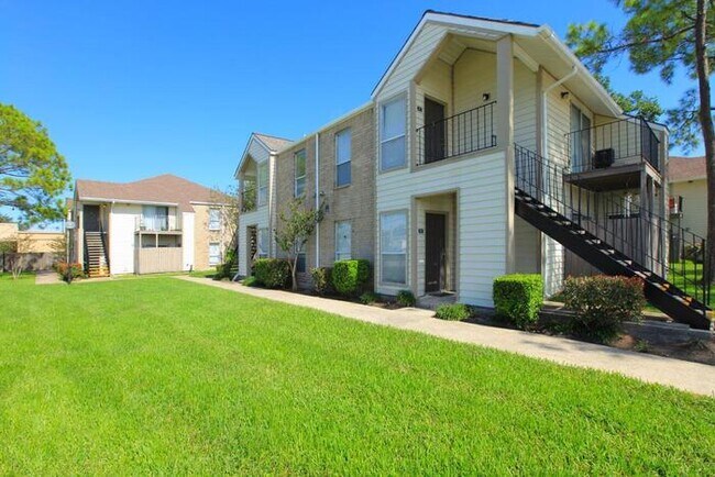 Photo - 1111 W Main St Unit b2