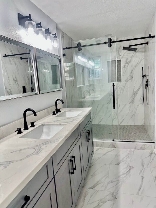 Photo - 10615 Piping Rock Ln