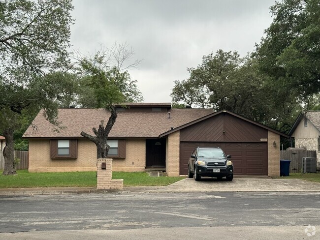 Building Photo - 13851 Chisom Creek St Rental