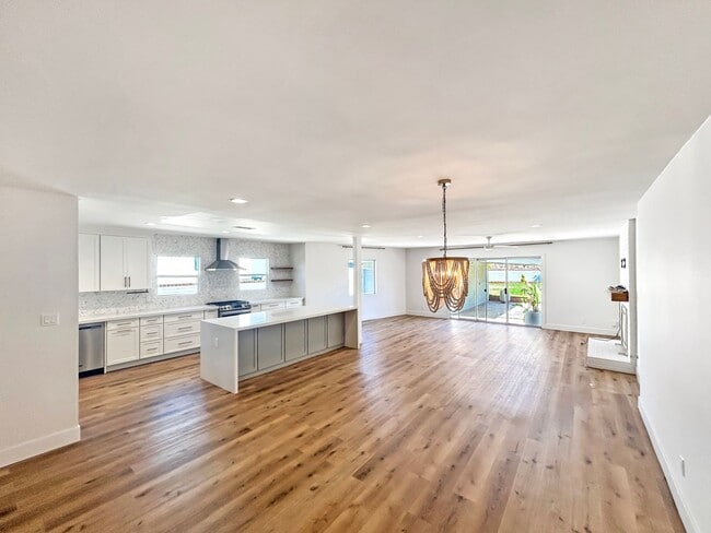 Photo - Gorgeous 3B/2BA house w/ Large Backyard, A...