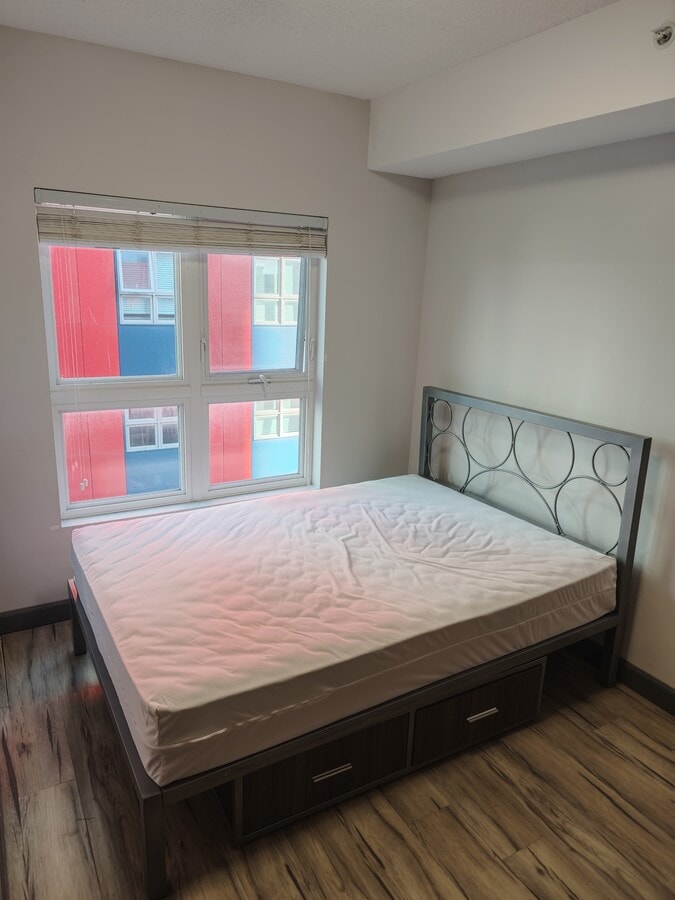 Photo - 258A-258A Sunview St