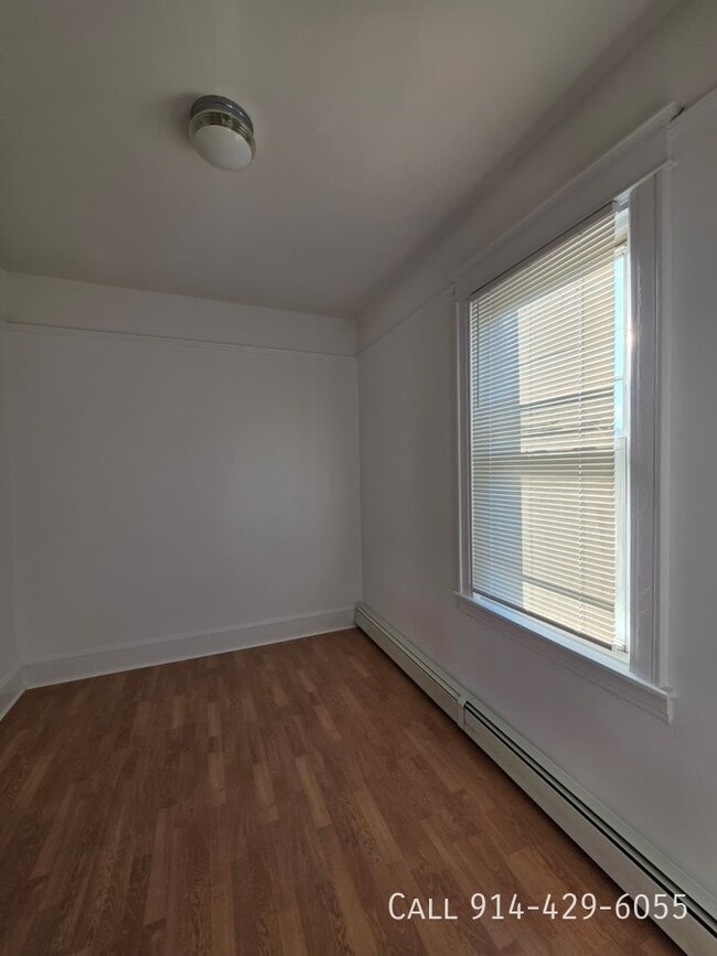 Photo - 622 Agar St Unit Apt 1