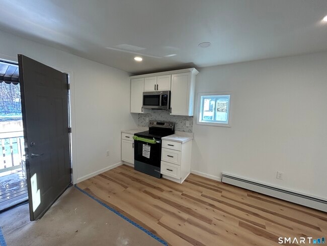 Photo - 95 Cedar St Unidad 2