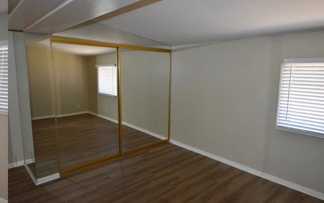 Photo - 2308 W Freeway Ln
