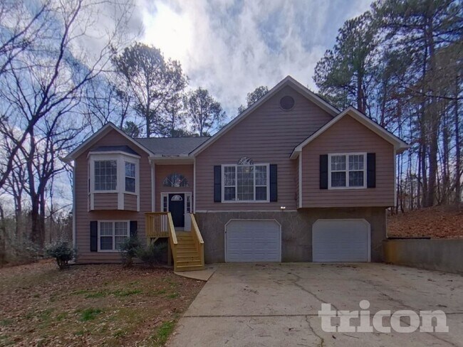 Photo - 5085 Forest View Trail