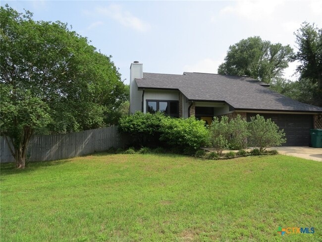 Photo - 8 E Shawnee Ln
