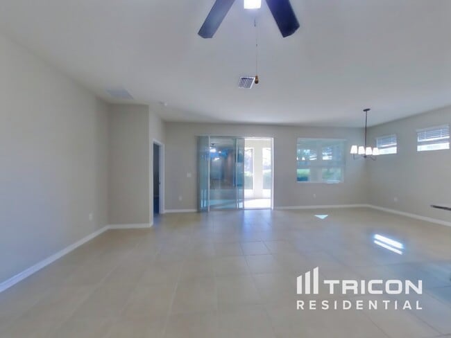 Photo - 17719 Garsalaso Cir