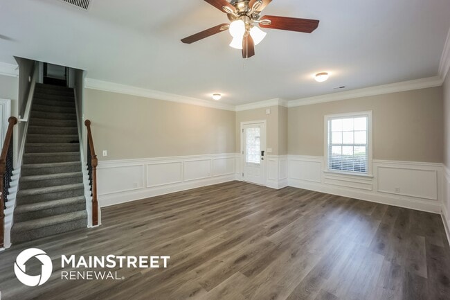 Photo - 213 Chert Way