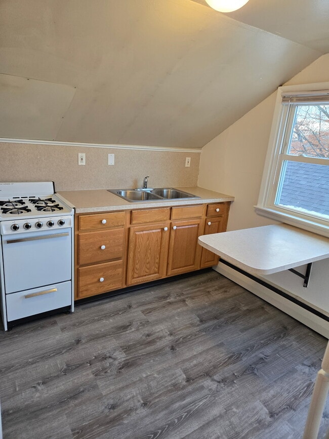 Cocina - 3929 Township Line Rd Unidad C-SecondFloor