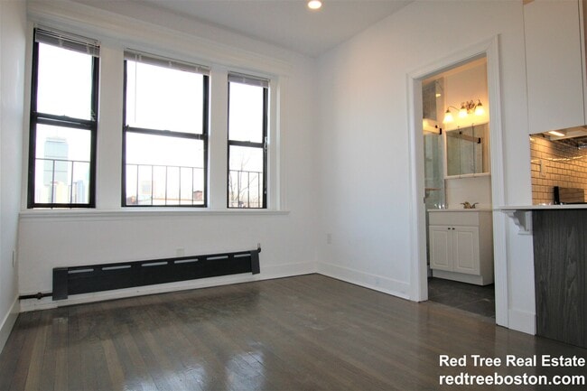 Photo - 11 Queensberry St Unit 35