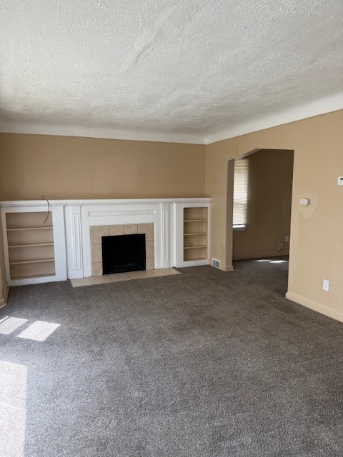 Photo - 17209 Whitcomb St