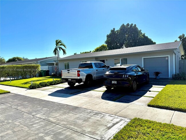 Photo - 11120 SW 154th St Casa