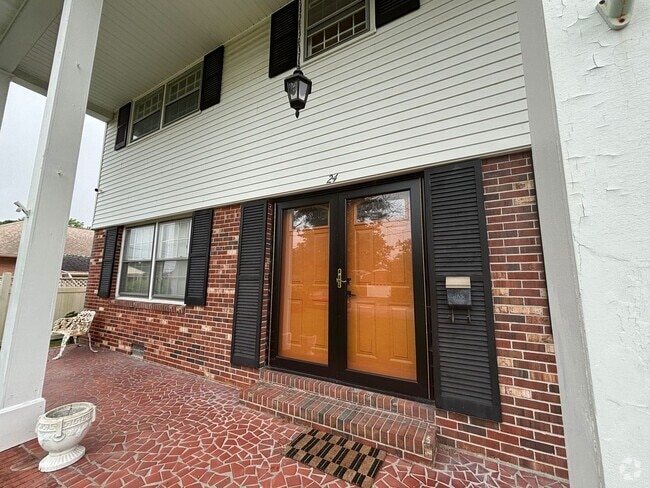 Building Photo - 24 Bohnert Dr Rental