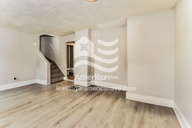 Photo - 2721 S 5th St